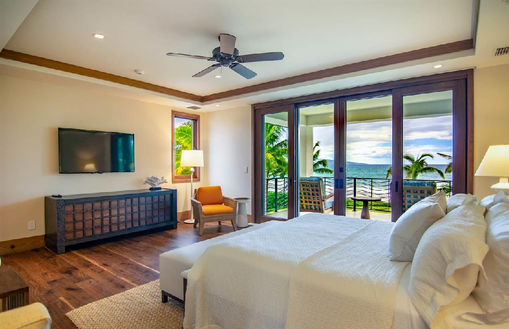 Equity One – Makawao