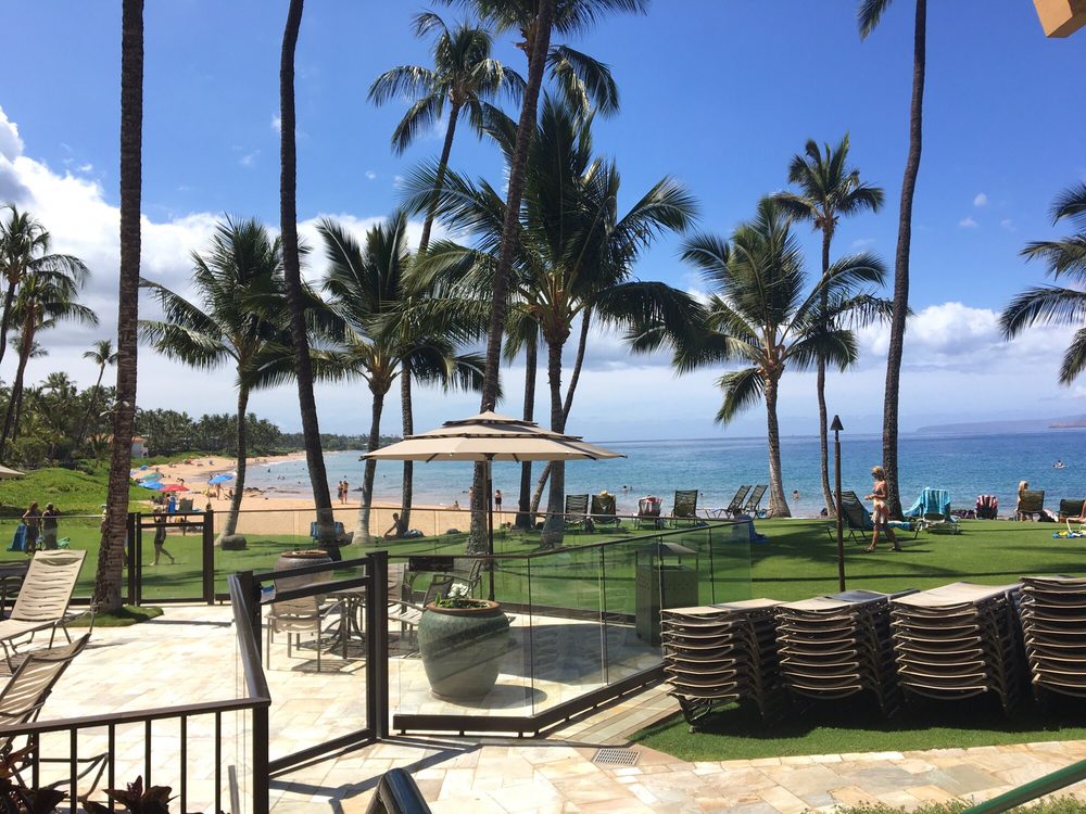 5 Palms Restaurant