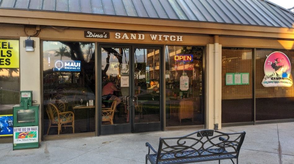 Dina’s Sandwitch