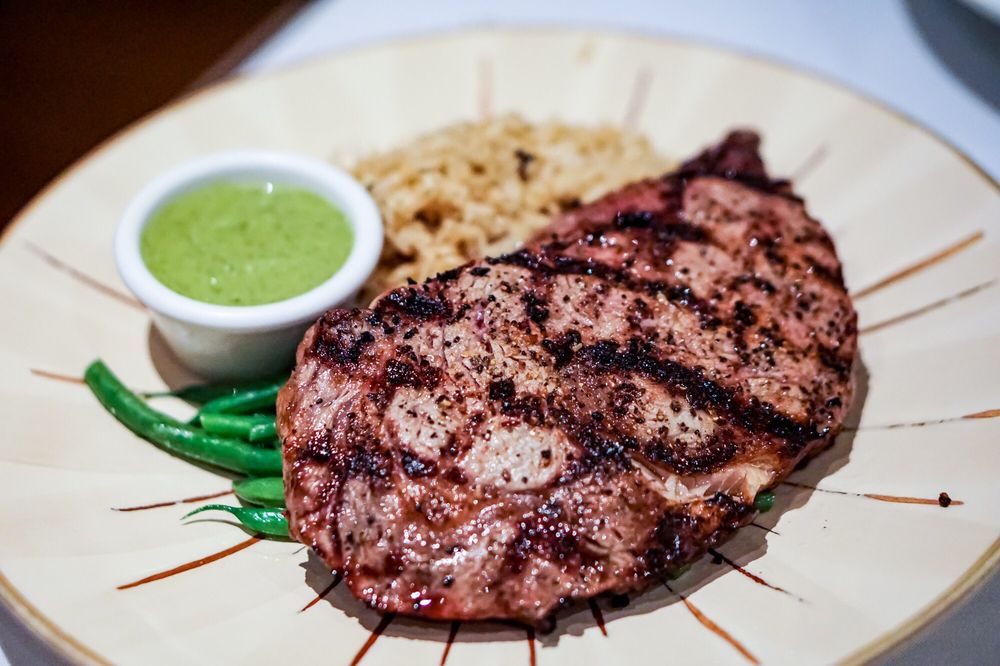 Cuatro Restaurant