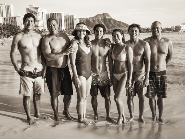 MONIZ FAMILY SURF