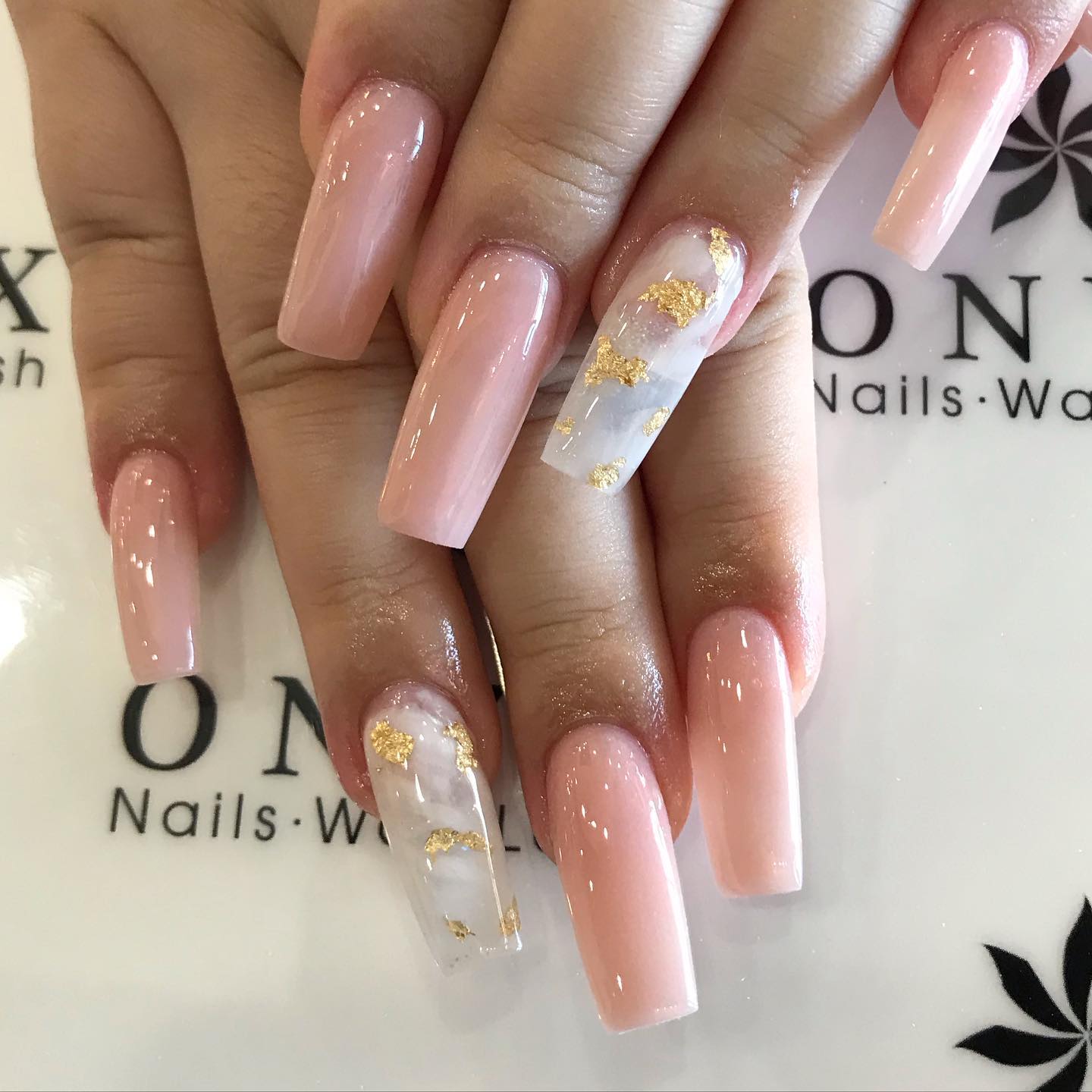 ONYX Nails Wax Lash
