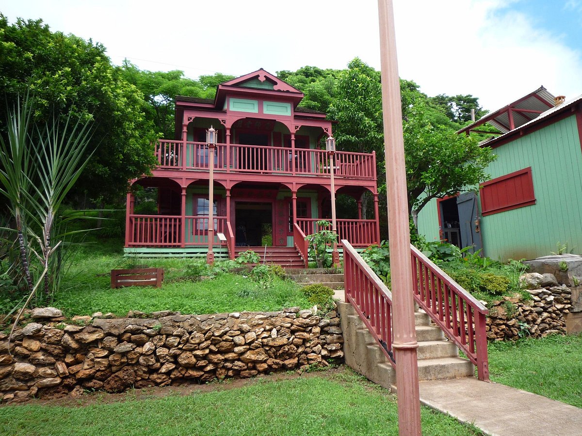 Hawaii’s Plantation Village